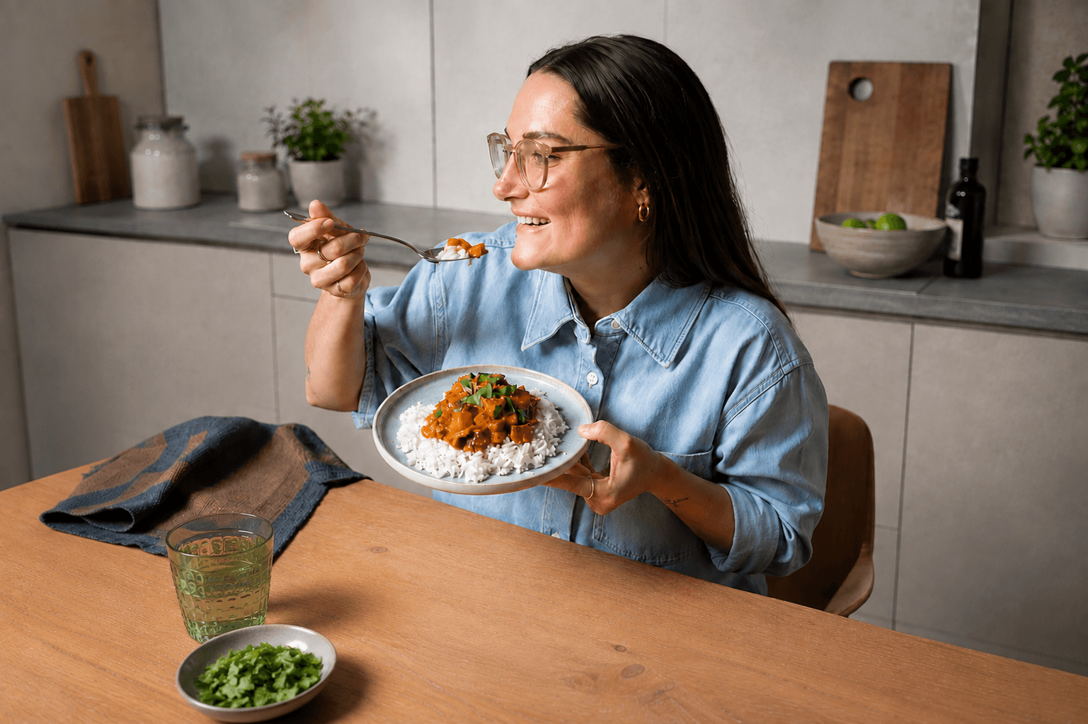 Flavia enjoys a freshly cooked Tom Tasty meal